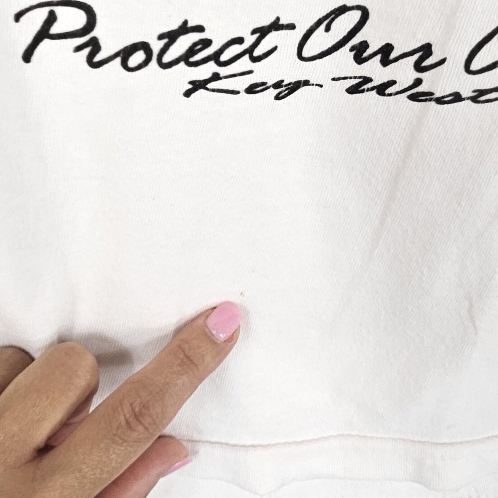 Vintage 90s Key West Protect Our Oceans Crop Top Graphic Tee Womens Size Large - Picture 2 of 11